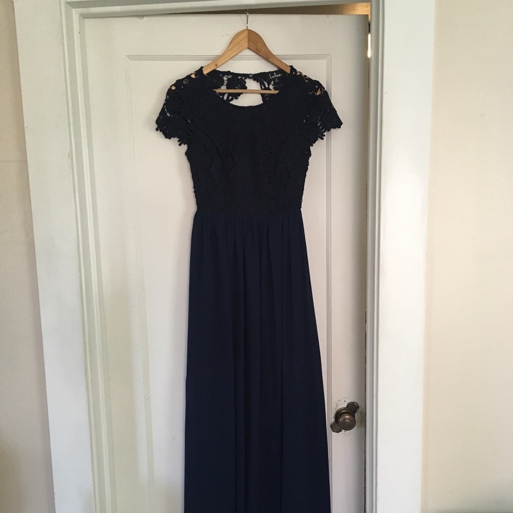 Lulu’s The Greatest Navy Blue Lace Maxi Dress